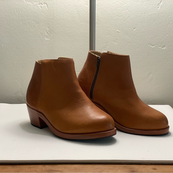 Adelante booties - Picture 2 of 8